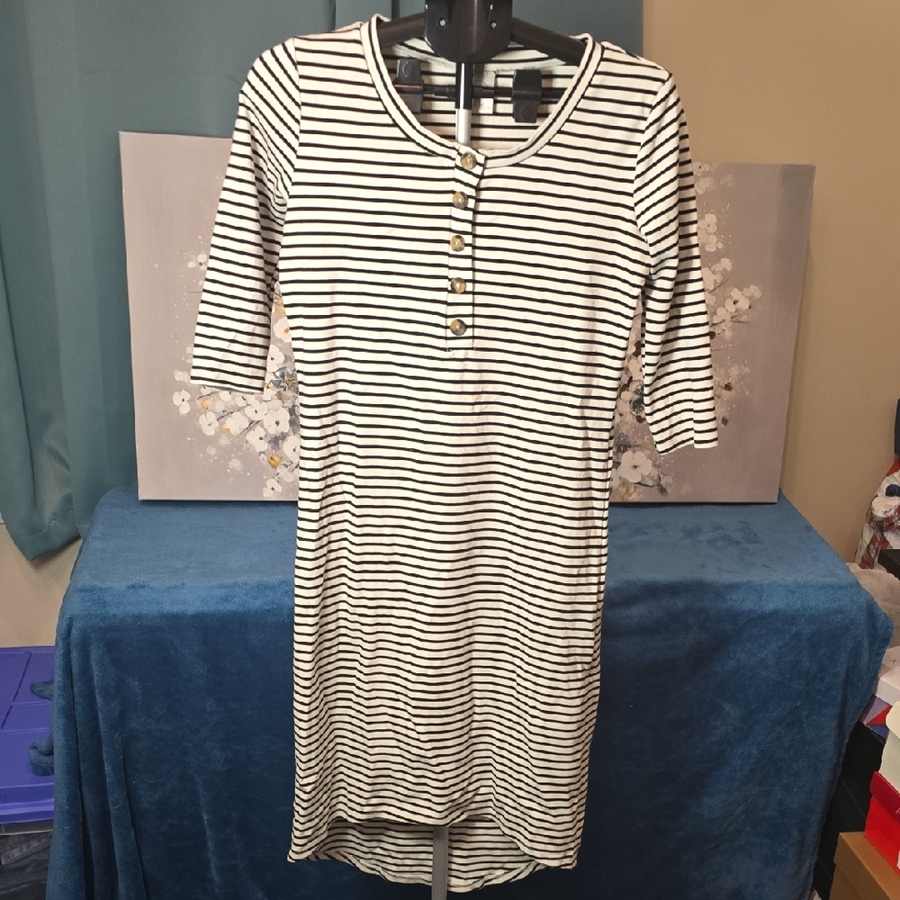 Lou Lou & Company  Striped Dress Small